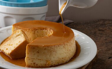 Imagem de destaque para Pudim de Airfryer: saiba como fazer esta receita rápida e fácil que sua família vai amar