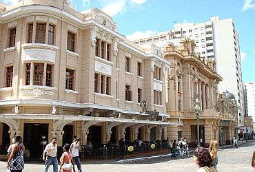 Imagem de destaque para Pinguim - Centro